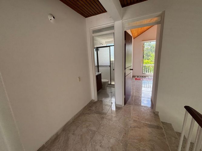 Casa de 3 alcobas en arriendo en Aqualina, Girardot, 118 m² · foto 13 de 24