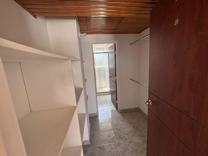 Casa de 3 alcobas en arriendo en Aqualina, Girardot, 118 m² · foto 15 de 24
