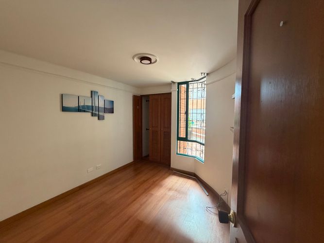 Apartamento de 3 alcobas en arriendo en Paulo Vi, Bogotá, 82 m² · foto 4 de 10