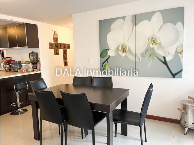 Apartamento de 3 alcobas en venta en Cota, 98 m² · foto 2 de 16