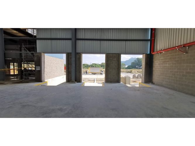 Bodega en arriendo en Siberia, Cota · foto 5 de 21