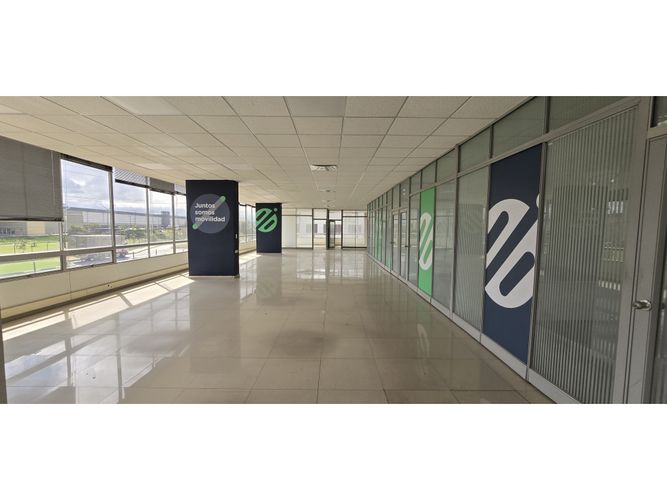 Oficina en arriendo en Siberia, Cota, 600 m² · foto 4 de 14