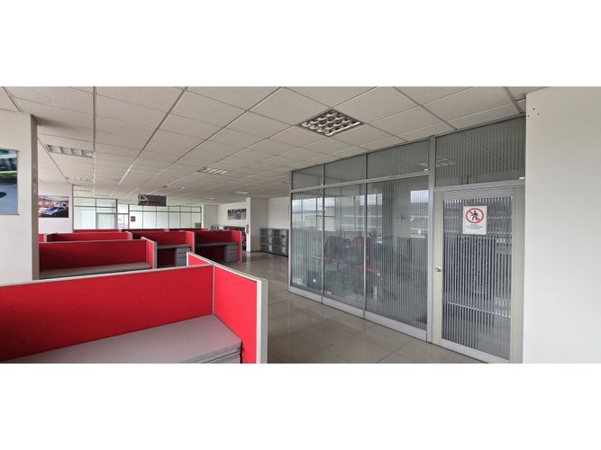 Oficina en arriendo en Siberia, Cota, 600 m² · foto 7 de 14
