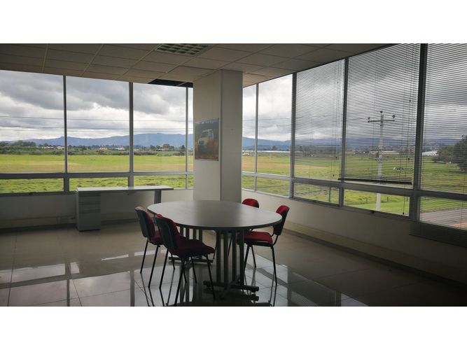 Oficina en arriendo en Siberia, Cota, 600 m² · foto 12 de 14