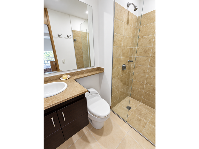 Apartamento de 4 alcobas en venta en Bellavista, Cali, 223 m² · foto 16 de 20