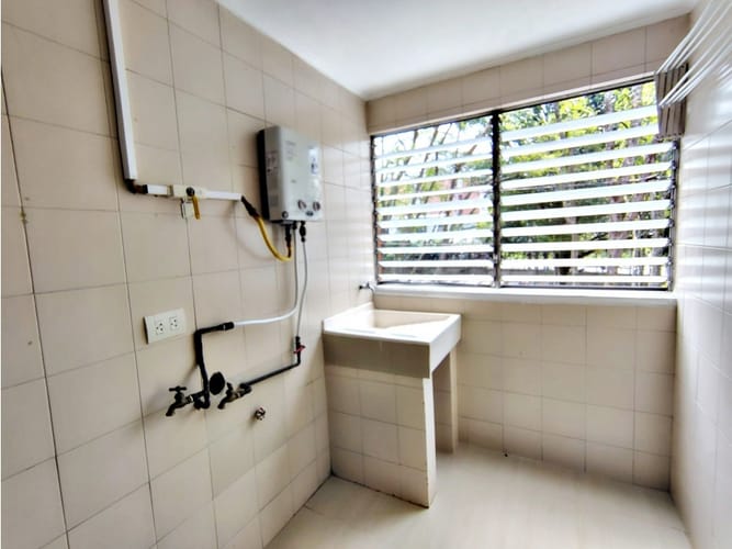 Apartamento de 3 alcobas en venta en El Poblado, Medellín, 87 m² · foto 7 de 20