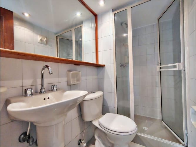 Apartamento de 3 alcobas en venta en El Poblado, Medellín, 87 m² · foto 9 de 20