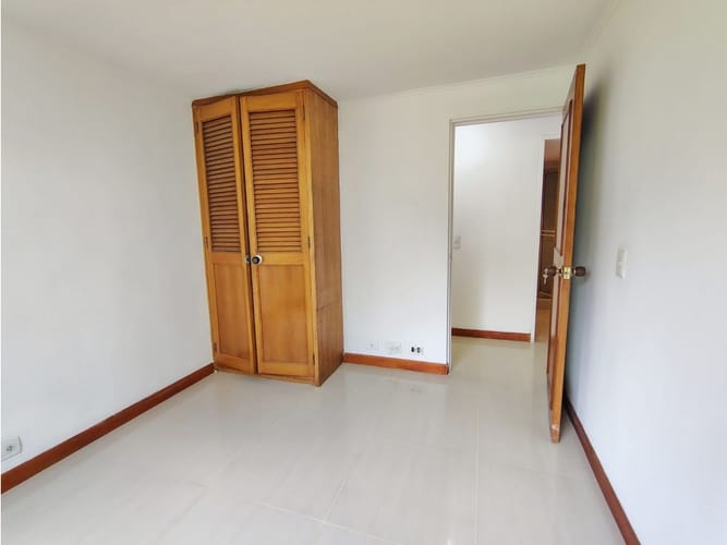 Apartamento de 3 alcobas en venta en El Poblado, Medellín, 87 m² · foto 17 de 20