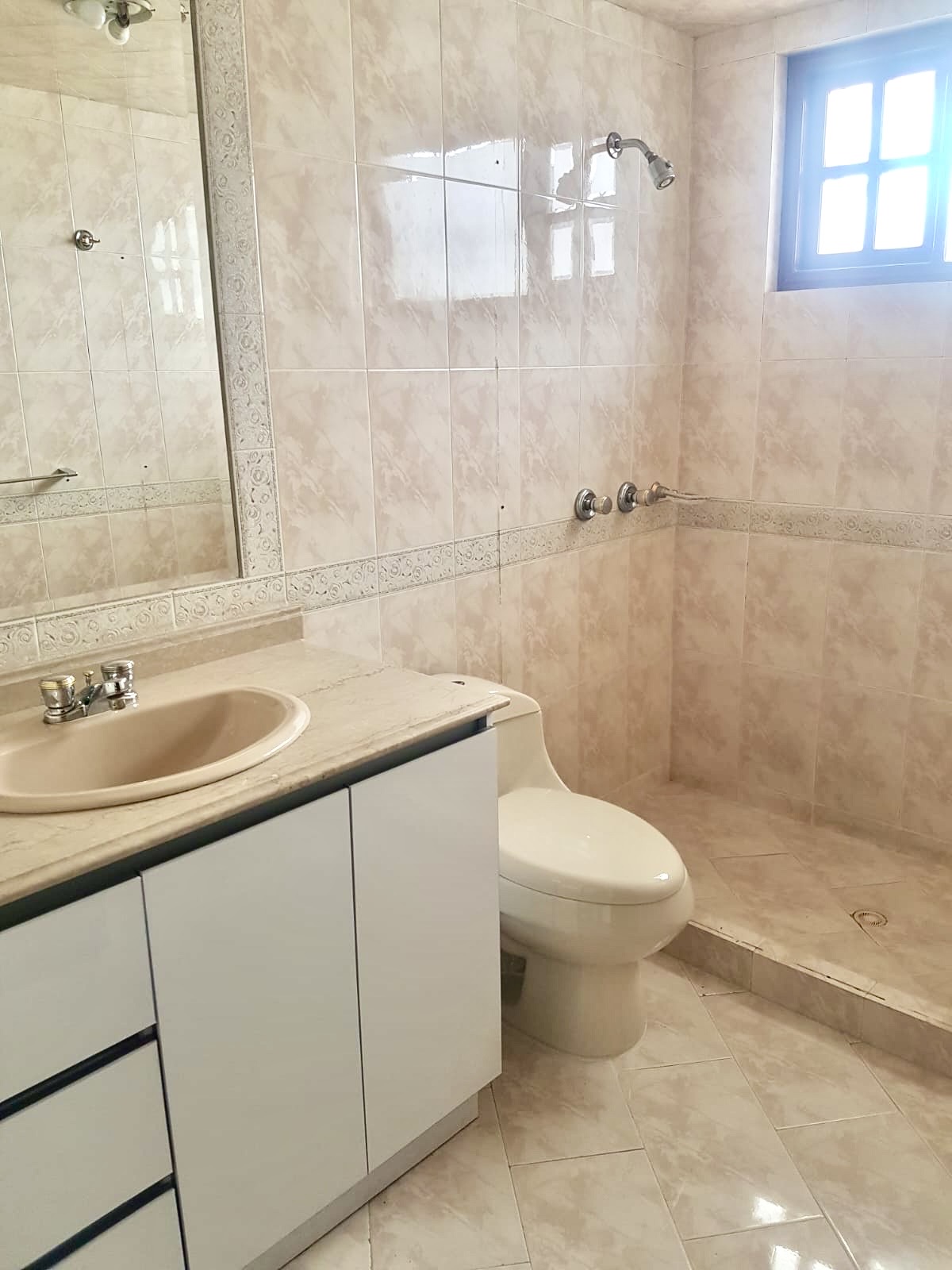 Casa en venta en Bosques Del Marques, Bogotá · foto 17 de 24