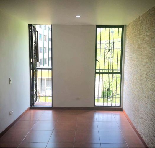 Apartamento de 3 alcobas en venta en Las Cruces, Bogotá, 54 m² · foto 6 de 11