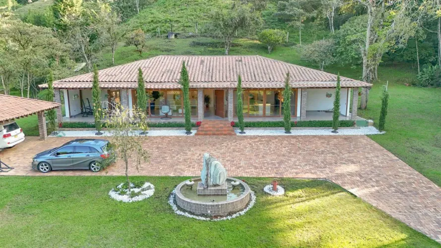 Finca en venta en Sajonia, Rionegro, 4000 m² · foto 5 de 22