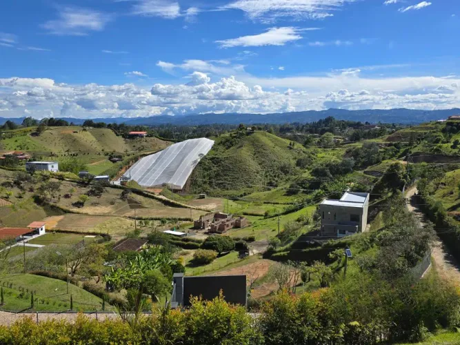 Casa de 4 alcobas en venta en Rio Abajo, Rionegro · foto 11 de 24