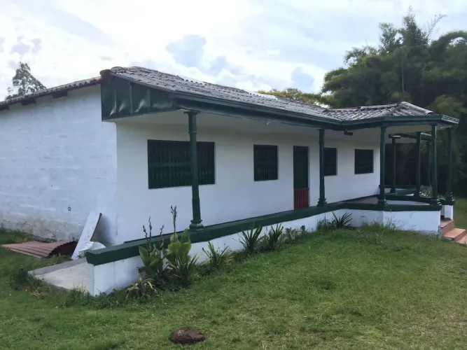 Casa de 4 alcobas en venta en Lomitas, La Ceja · foto 5 de 21