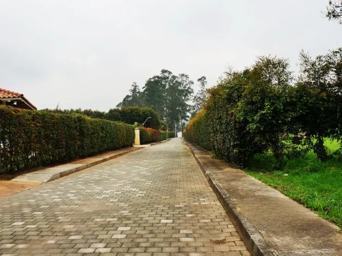 Lote en venta en Llano Grande, Rionegro, 3450 m² · foto 2 de 5