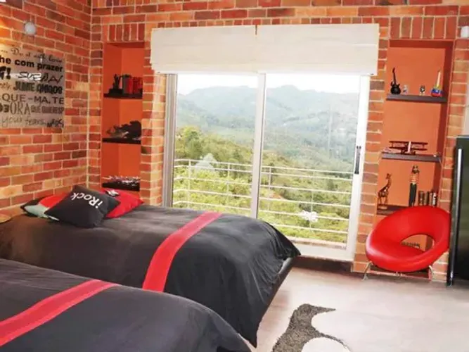 Casa de 3 alcobas en venta en Guayabito, Rionegro · foto 12 de 24