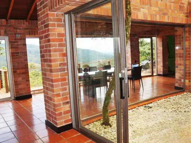 Casa de 3 alcobas en venta en Guayabito, Rionegro · foto 15 de 24