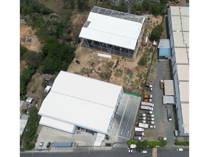 Bodega en arriendo en Acopi, Yumbo, 1200 m² · foto 6 de 22