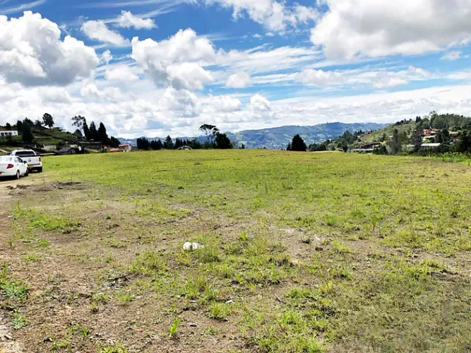 Lote en venta en El Zango, Guarne, 10450 m² · foto 6 de 10