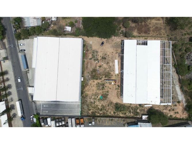 Bodega en arriendo en Acopi, Yumbo, 2200 m² · foto 6 de 24