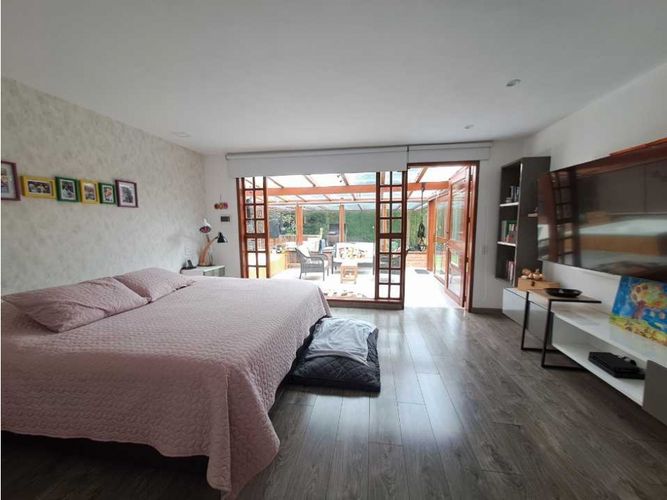 Casa de 3 alcobas en venta en San Jose De Bavaria, Bogotá, 280 m² · foto 8 de 20