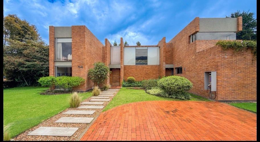 Casa de 5 alcobas en venta en Lagos De Torca, Bogotá, 400 m² · foto 11 de 17