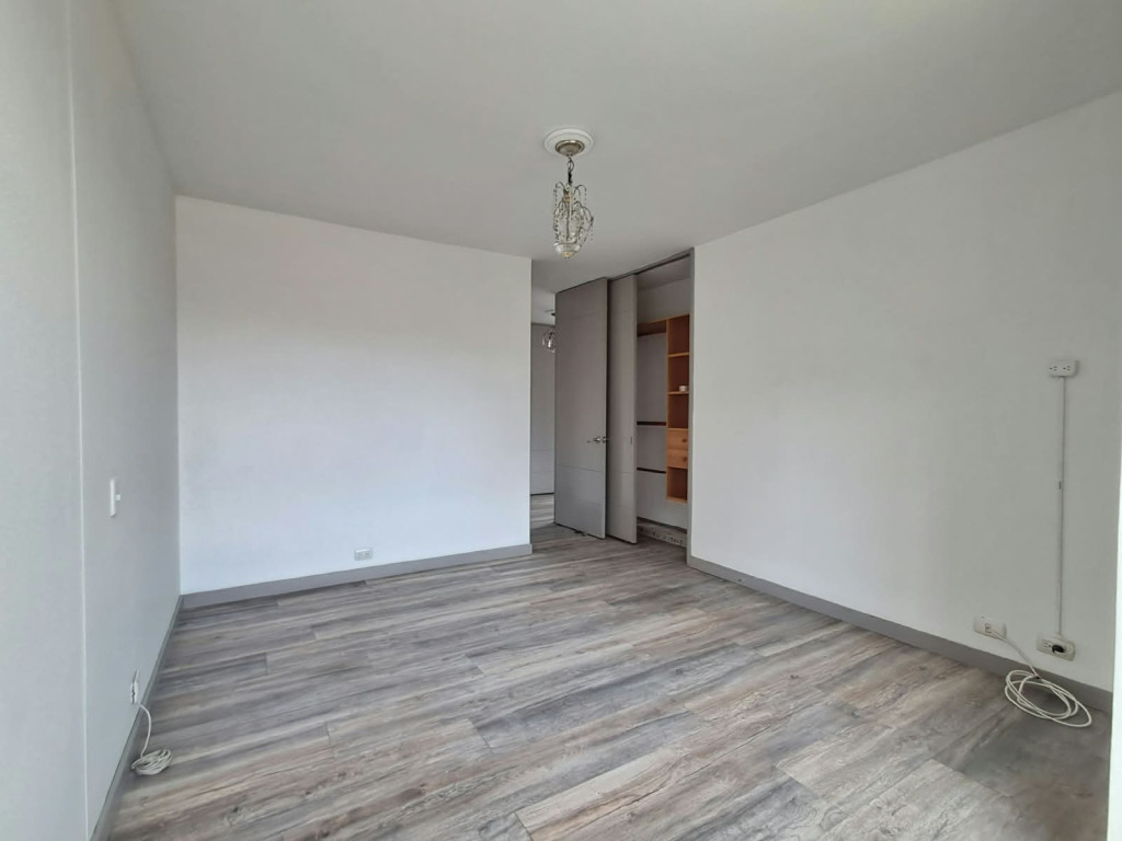 Apartamento en venta en El Poblado, Medellín · foto 14 de 24