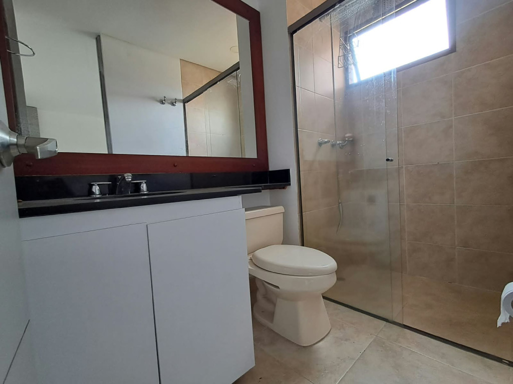 Apartamento en venta en El Poblado, Medellín · foto 17 de 24