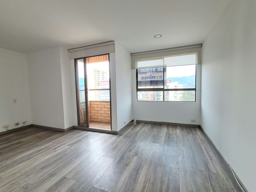 Apartamento en venta en El Poblado, Medellín · foto 18 de 24