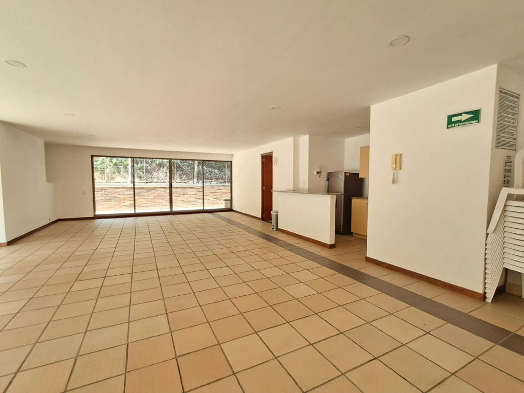 Apartamento en venta en El Poblado, Medellín · foto 23 de 24