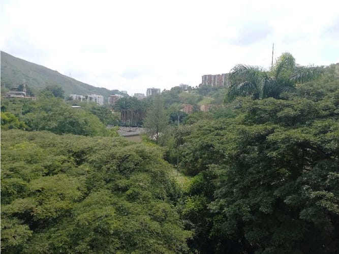 Apartamento de 3 alcobas en venta en Aguacatal, Cali, 67 m² · foto 3 de 24