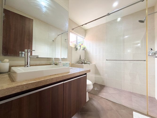 Casa de 5 alcobas en venta en Lagos Del Cacique, Bucaramanga, 310 m² · foto 8 de 19
