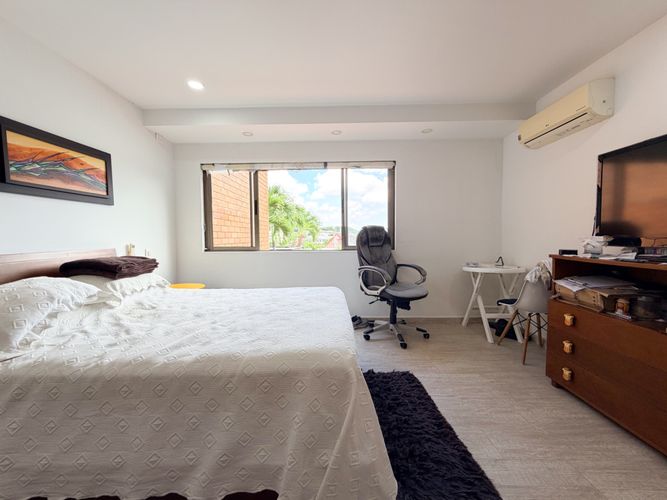 Casa de 5 alcobas en venta en Lagos Del Cacique, Bucaramanga, 310 m² · foto 16 de 19