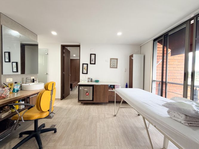 Casa de 5 alcobas en venta en Lagos Del Cacique, Bucaramanga, 310 m² · foto 14 de 19