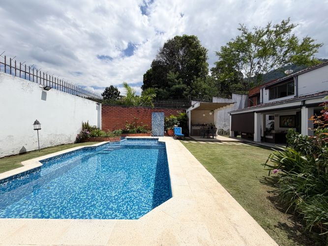 Casa de 5 alcobas en venta en Lagos Del Cacique, Bucaramanga, 310 m² · foto 19 de 19
