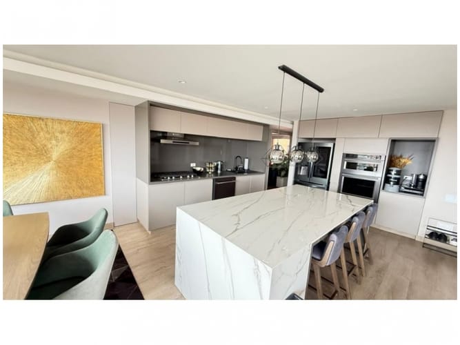 Apartamento de 3 alcobas en venta en Santa Ana, Bogotá, 183 m² · foto 3 de 14