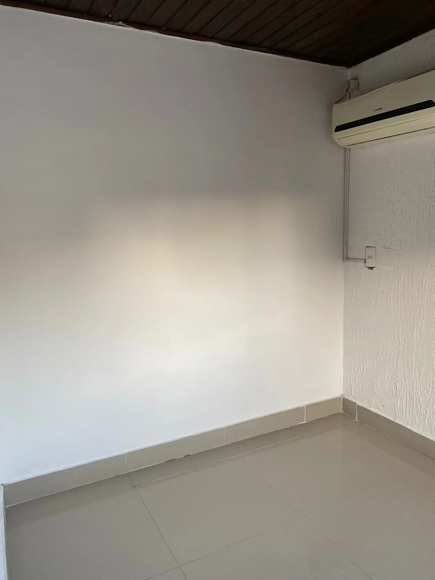 ALQUILER EN LA TEJA DE 2 DORMITORIOS, POR ESCALERA, CON PARRILLERO EXCLUSIVO Y TERRAZA, GASTOS COMUNES SUPER BAJOS · Foto 9