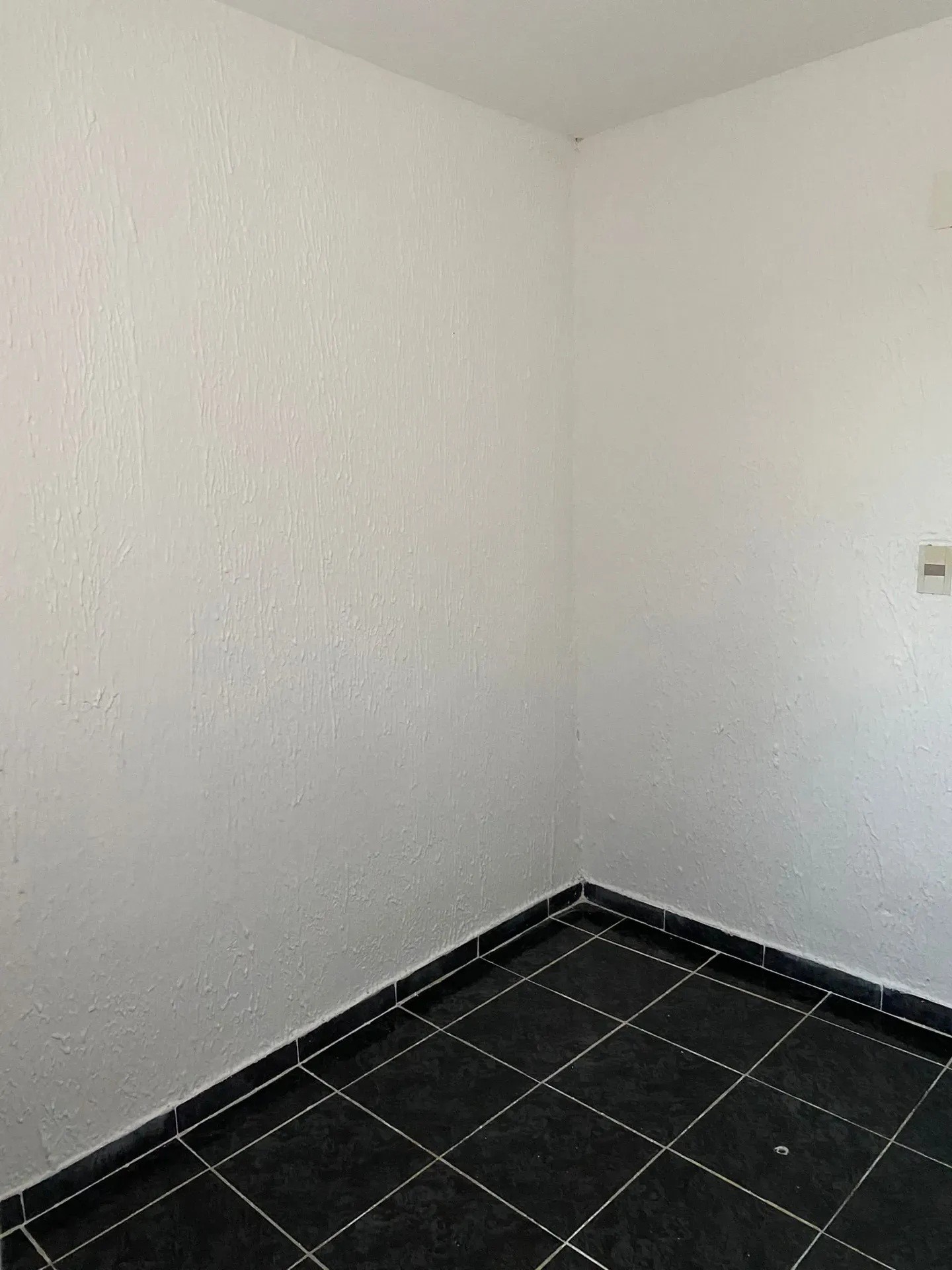 ALQUILER EN LA TEJA DE 2 DORMITORIOS, POR ESCALERA, CON PARRILLERO EXCLUSIVO Y TERRAZA, GASTOS COMUNES SUPER BAJOS · Foto 10