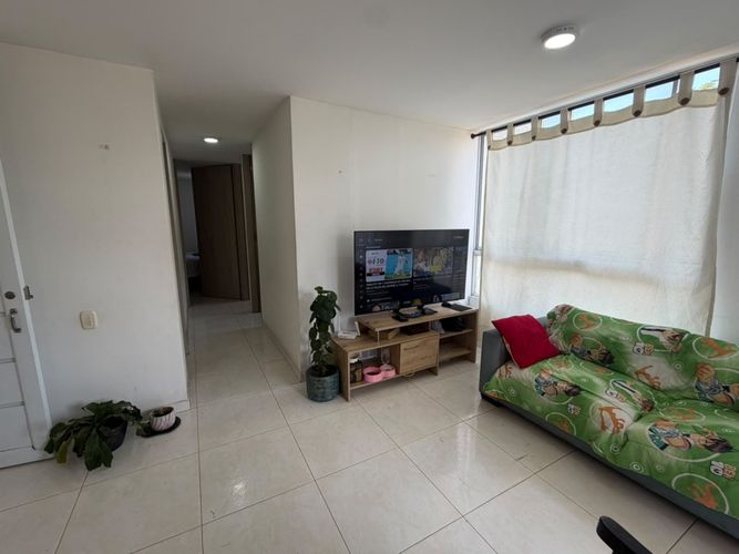 Apartamento de 3 alcobas en venta en Arroyohondo, Yumbo, 55 m² · foto 4 de 14
