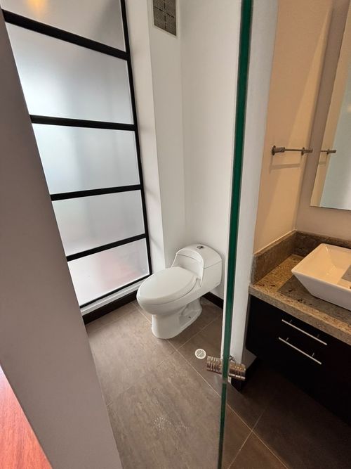 Apartaestudio en venta en Chicó Navarra, Bogotá, 60 m² · foto 5 de 16