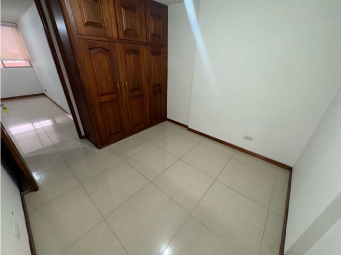 Apartamento de 3 alcobas en arriendo en Cuarta Brigada, Medellín, 95 m² · foto 8 de 13
