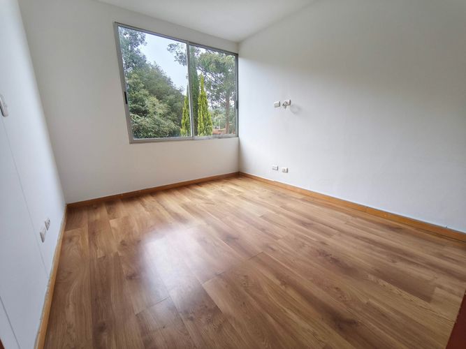 Casa de 5 alcobas en venta en Llano Grande, Rionegro, 363 m² · foto 16 de 24