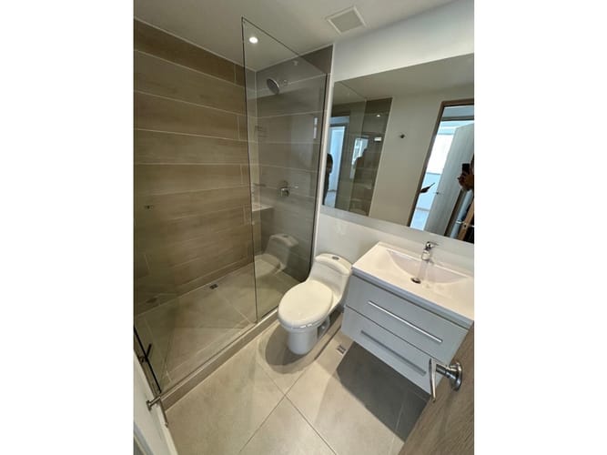 Apartamento de 3 alcobas en arriendo en Urbanizacion La Florida, Medellín, 90 m² · foto 12 de 13