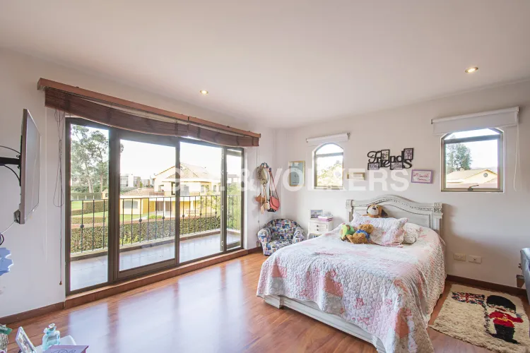 Casa de 4 alcobas en venta en Conejera, Bogotá, 451 m² · foto 11 de 17