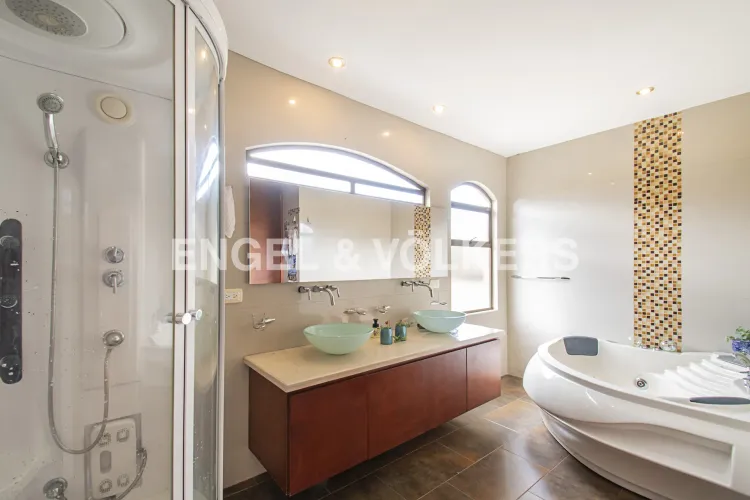 Casa de 4 alcobas en venta en Conejera, Bogotá, 451 m² · foto 10 de 17