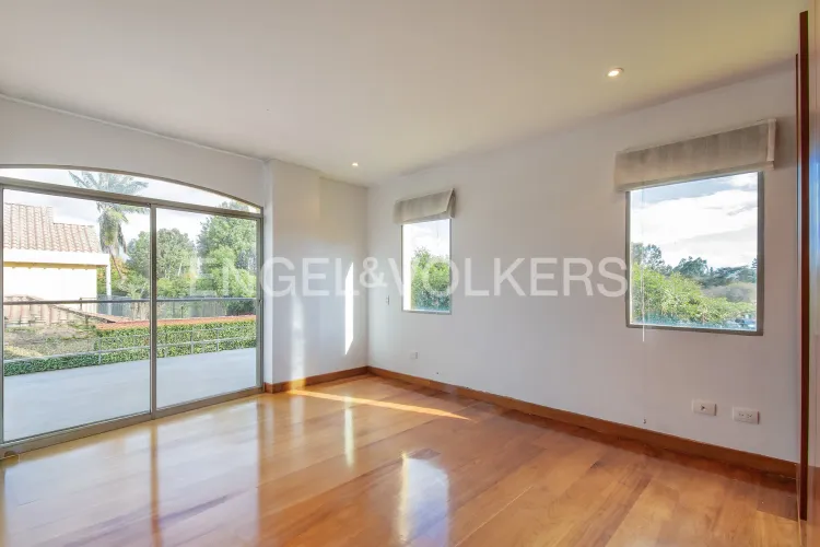 Casa de 4 alcobas en venta en Pueblo Viejo, Cota, 440 m² · foto 12 de 16