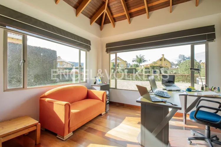 Casa de 4 alcobas en venta en Pueblo Viejo, Cota, 440 m² · foto 5 de 16