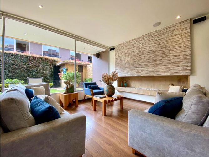 Casa de 4 alcobas en venta en Chuntame, Cajicá, 262 m² · foto 3 de 24