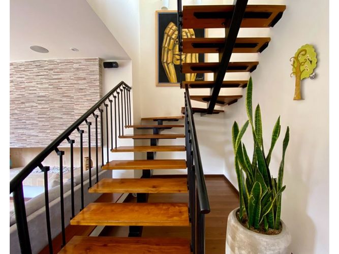 Casa de 4 alcobas en venta en Chuntame, Cajicá, 262 m² · foto 15 de 24