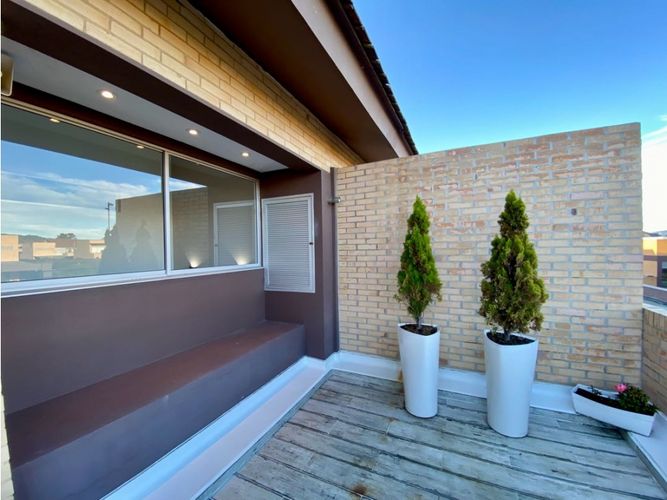 Casa de 4 alcobas en venta en Chuntame, Cajicá, 262 m² · foto 17 de 24