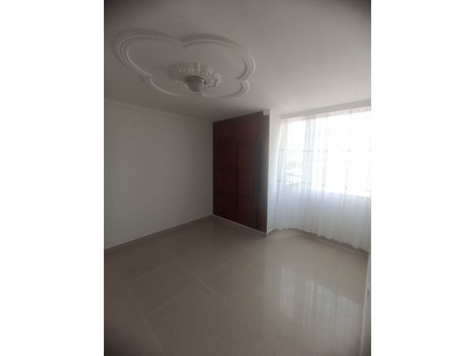 Apartamento de 3 alcobas en venta en Jordan, Ibagué, 62 m² · foto 10 de 19